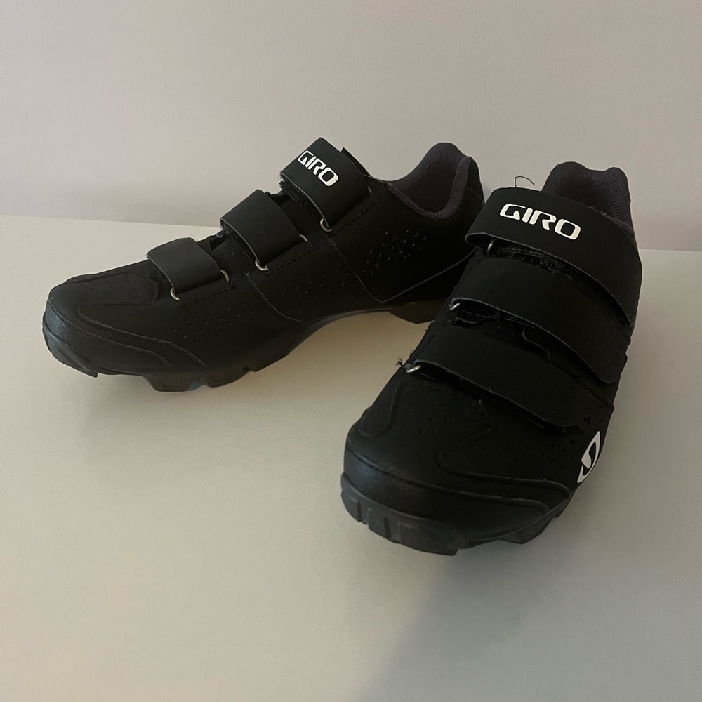 GIRO Riela R Womens Cycling Shoe - used indoors only